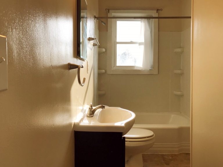 Upstairs Bathroom – Instrumental Properties